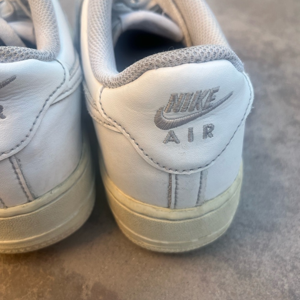Nike Air Force one size 7Y or size 9 womans - Picture 6 of 8
